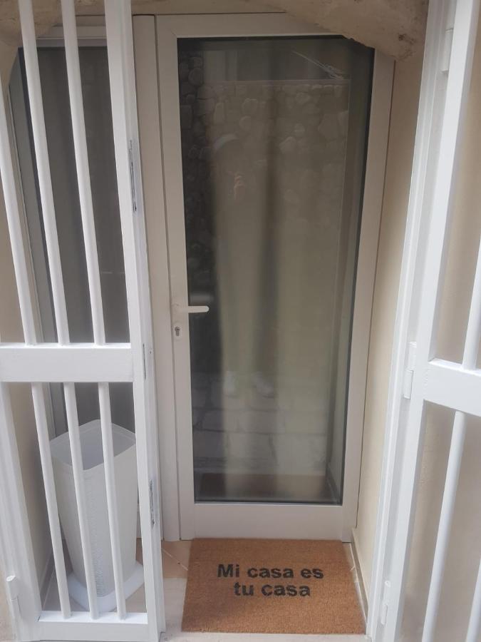 Residenza Rosaria Delle Meraviglie 바리 외부 사진